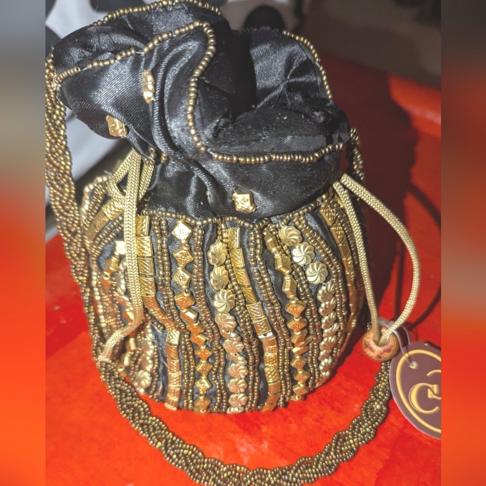 Small round handmade beaded purse